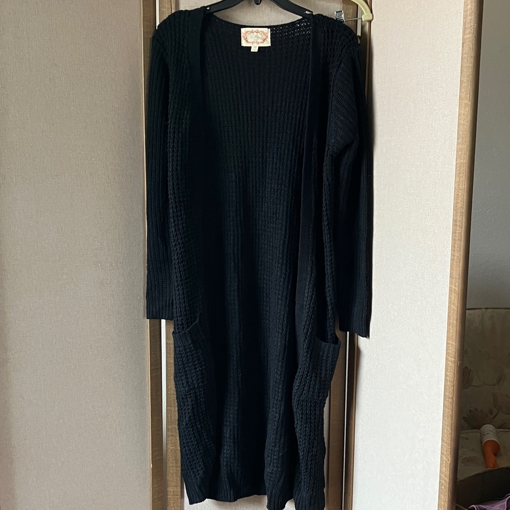 FINAL MARKDOWN Ambiance Black Textured coat length Sweater with pockets medium